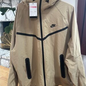 Nike Tech beige wind breaker NWT